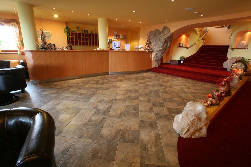Wellness Hotel Vyhlidka Náchod Dış mekan fotoğraf