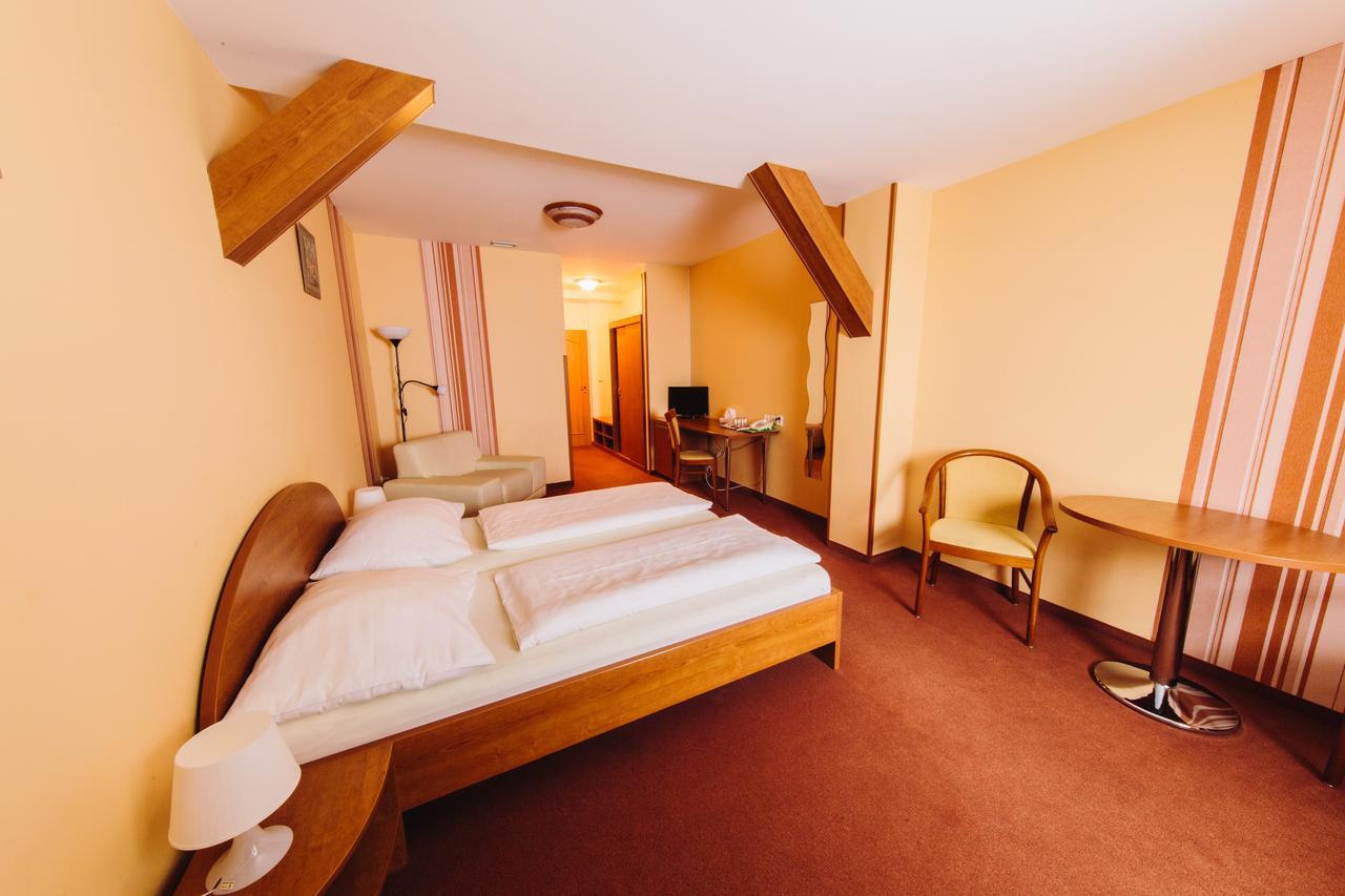 Wellness Hotel Vyhlidka Náchod Dış mekan fotoğraf