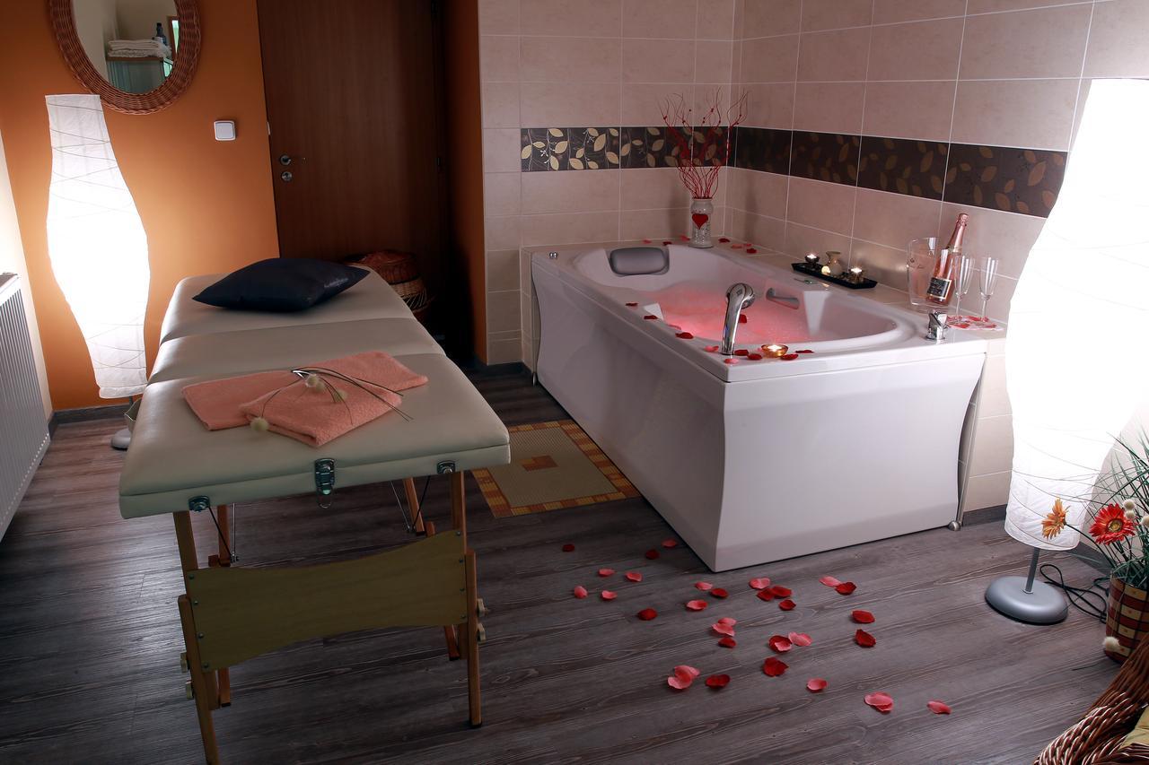 Wellness Hotel Vyhlidka Náchod Oda fotoğraf