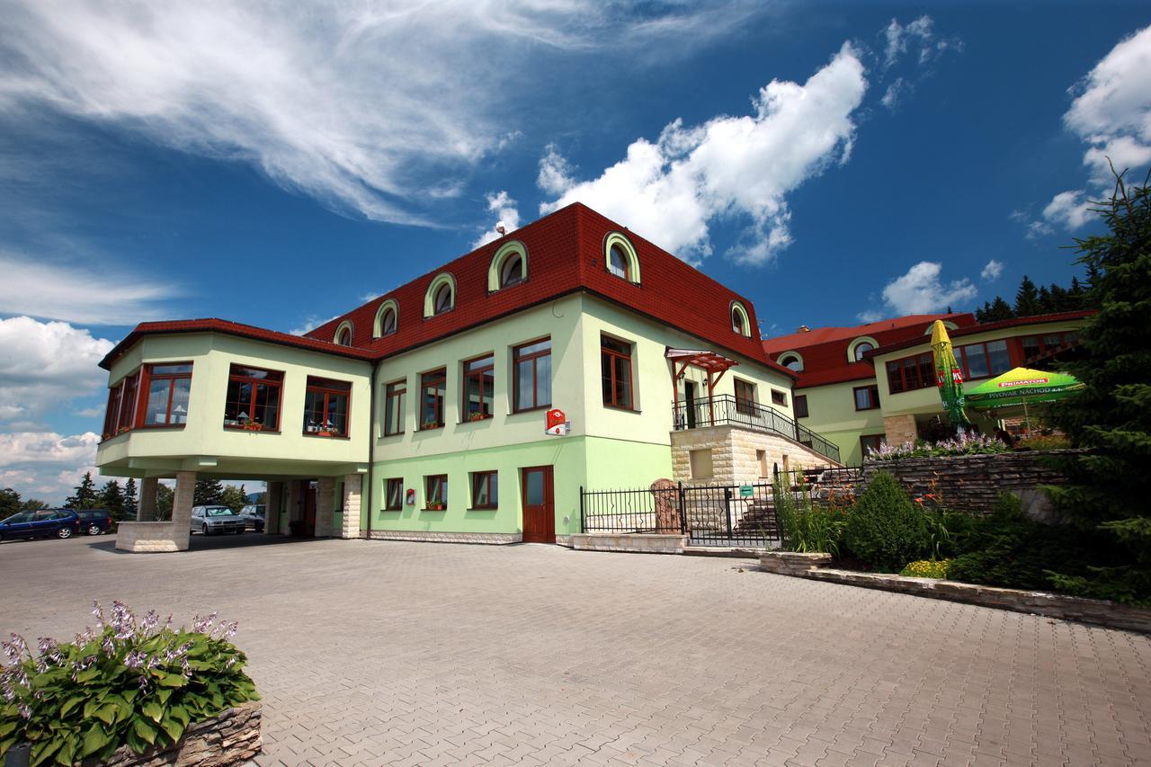 Wellness Hotel Vyhlidka Náchod Oda fotoğraf