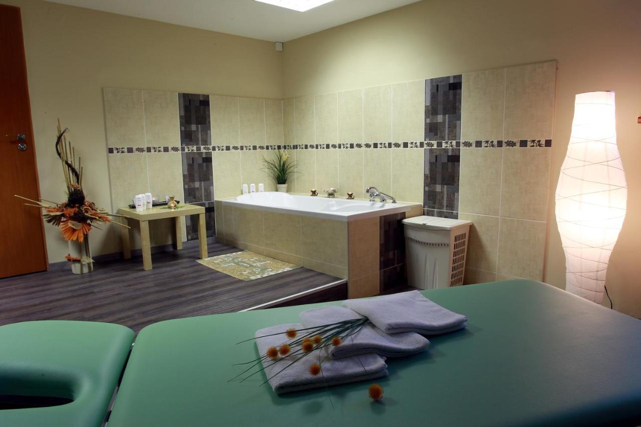 Wellness Hotel Vyhlidka Náchod Oda fotoğraf